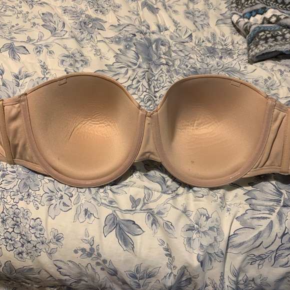 Strapless Bra! - Picture 3 of 4